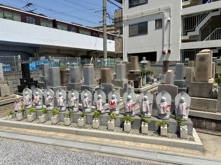 小松共同墓地