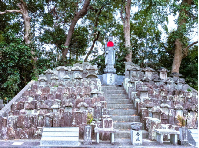 慶瑞寺「壊空地蔵合祀塔」
