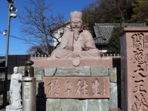 十三仏（じゅうさんぶつ）とは？追善供養として信仰される仏様を紹介